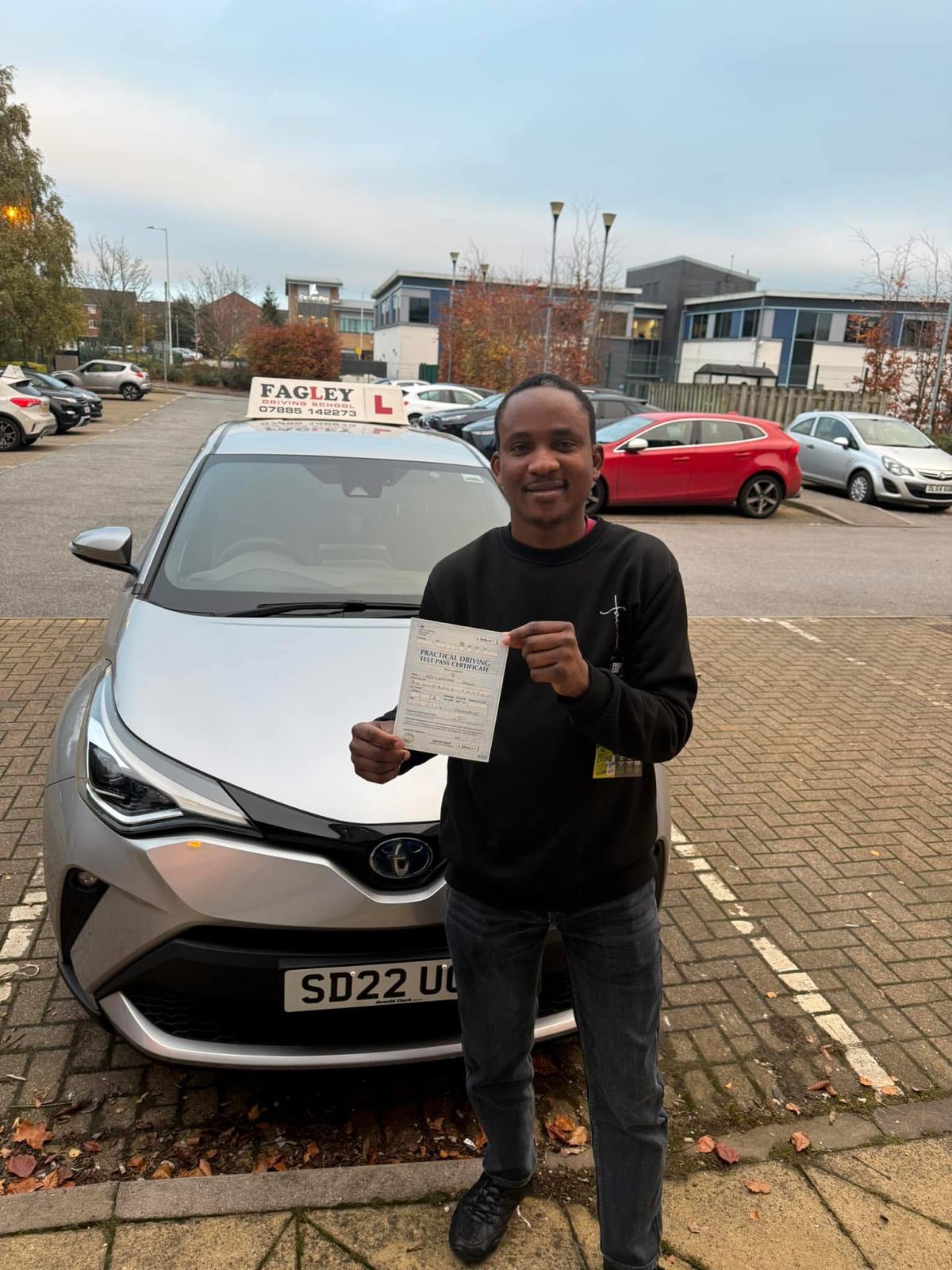 Automatic driving lessons in Bradford & Leeds – FastAutoPass pass photo