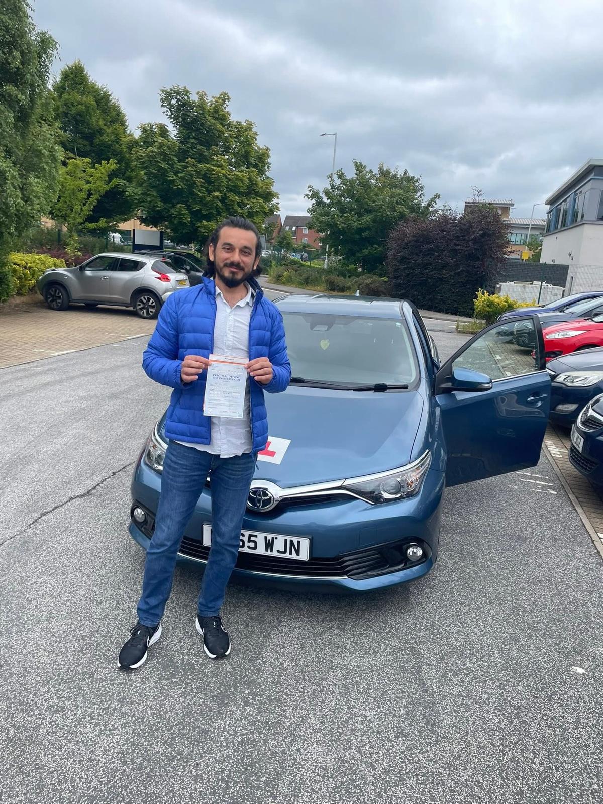 Automatic driving lessons in Bradford & Leeds – FastAutoPass pass photo