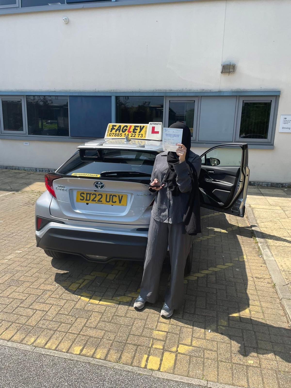 Automatic driving lessons in Bradford & Leeds – FastAutoPass pass photo